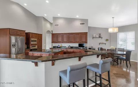 1405 W Caribbean Ln, Phoenix, AZ 85023 photo 14