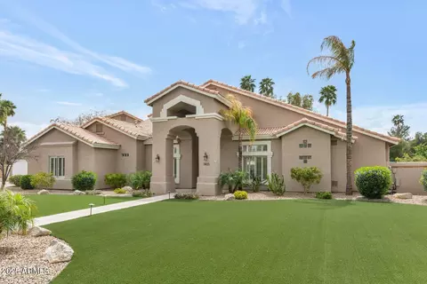 1405 W Caribbean Ln, Phoenix, AZ 85023
