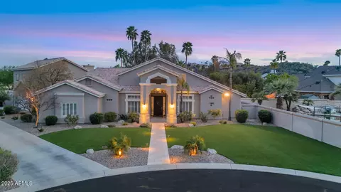1405 W Caribbean Ln, Phoenix, AZ 85023 photo 2