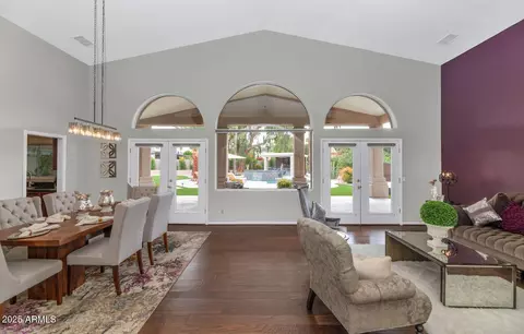 1405 W Caribbean Ln, Phoenix, AZ 85023 photo 6