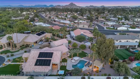 1405 W Caribbean Ln, Phoenix, AZ 85023 photo 5