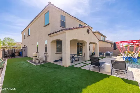 Exterior - 31020 N 5th St, Phoenix, AZ 85085 photo 11 of 11
