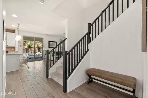 Entry Way - 31020 N 5th St, Phoenix, AZ 85085 photo 3 of 4