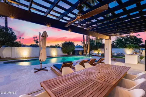 Exterior - 7820 N 5th Ave, Phoenix, AZ 85021 photo 11 of 12