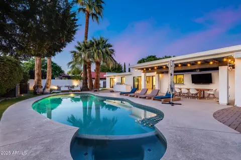 Exterior - 7820 N 5th Ave, Phoenix, AZ 85021 photo 6 of 12