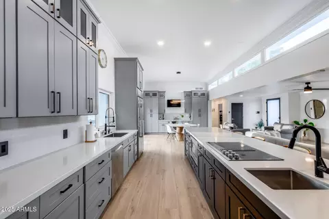 Kitchen - 7820 N 5th Ave, Phoenix, AZ 85021 photo 5 of 7