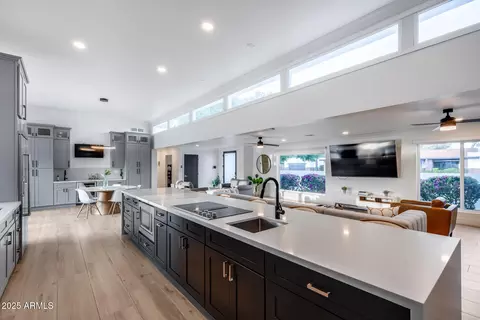Kitchen - 7820 N 5th Ave, Phoenix, AZ 85021 photo 6 of 7