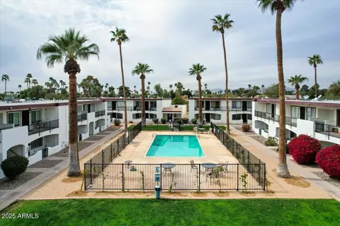 240 S Old Litchfield Rd #109, Litchfield Park, AZ 85340