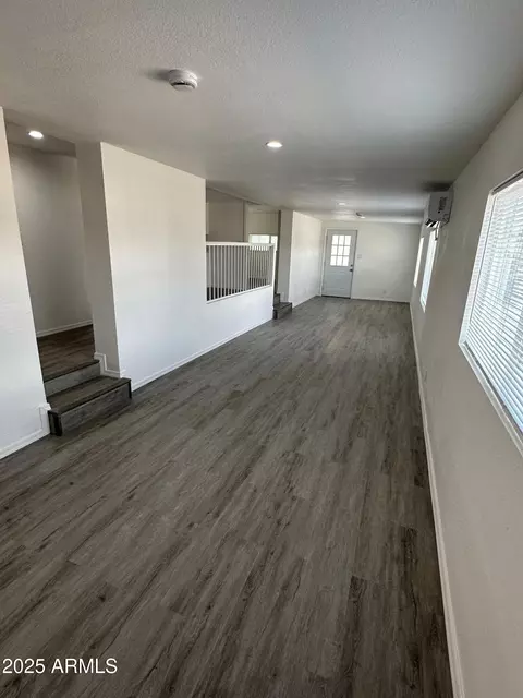 2027 E Michelle Dr, Phoenix, AZ 85022 photo 9