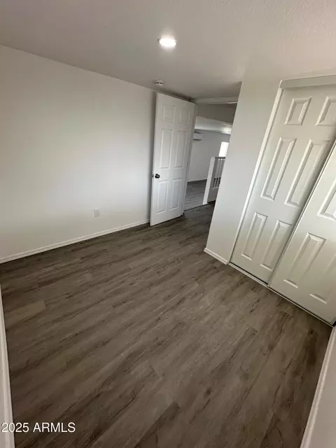 2027 E Michelle Dr, Phoenix, AZ 85022 photo 6