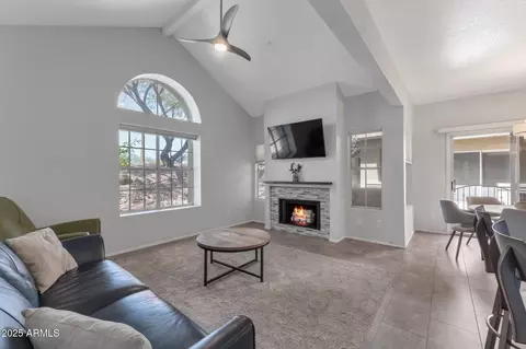 7675 E Mcdonald Dr #107, Scottsdale, AZ 85250