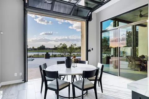 Dining - 3842 E Alameda Ln, Gilbert, AZ 85298 photo 3 of 4