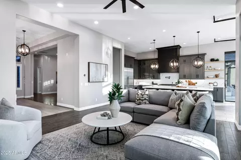 Living - 3842 E Alameda Ln, Gilbert, AZ 85298 photo 3 of 5
