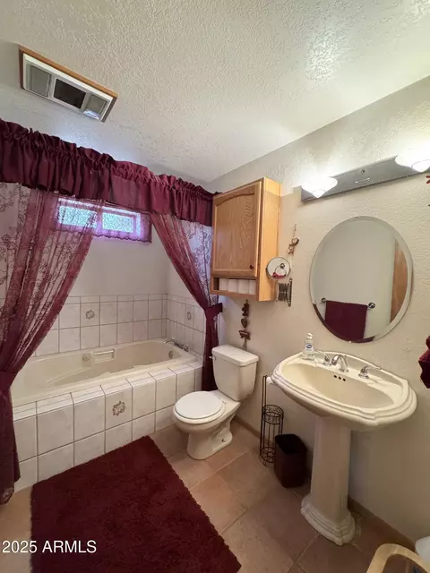 Bath - 3110 Apache Dr, Happy Jack, AZ 86024 photo 1 of 4