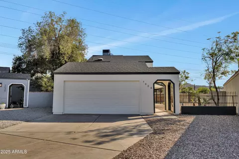 7028 S 40th Pl, Phoenix, AZ 85042