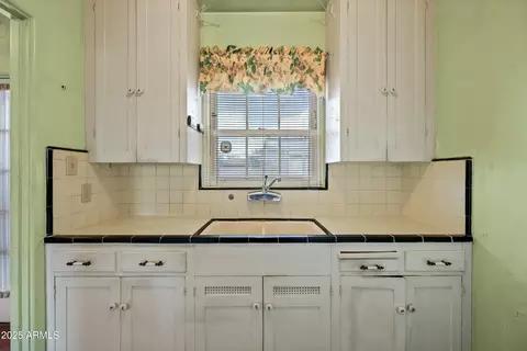 1824 W Weldon Ave, Phoenix, AZ 85015 photo 10