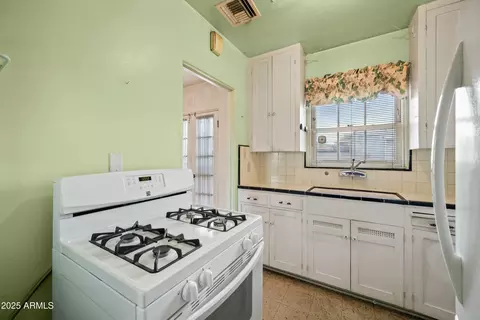 1824 W Weldon Ave, Phoenix, AZ 85015 photo 9