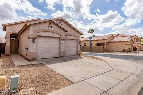 10057 E Capri Ave, Mesa, AZ 85208