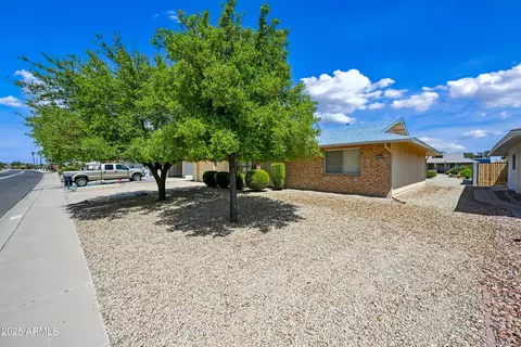 12822 W Paintbrush Dr, Sun City West, AZ 85375