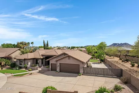 4319 W Saguaro Park Ln, Glendale, AZ 85310