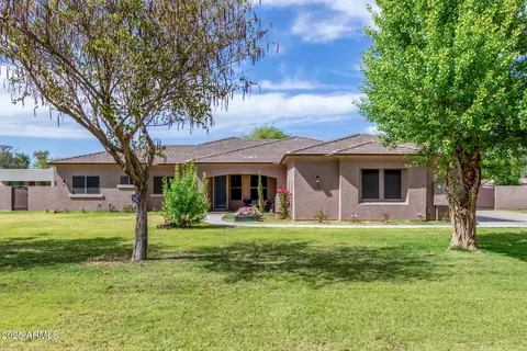 17818 W Stella Ln, Waddell, AZ 85355