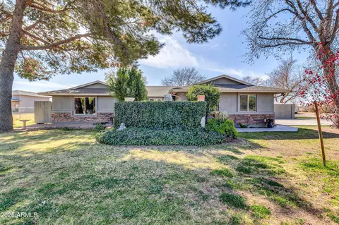 2017 E Willis Rd, Gilbert, AZ 85297