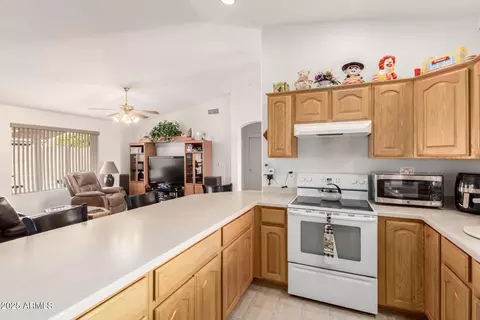 Kitchen - 11546 E Kilarea Ave, Mesa, AZ 85209 photo 3 of 3