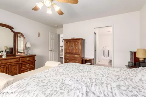Bedroom - 11546 E Kilarea Ave, Mesa, AZ 85209 photo 3 of 7