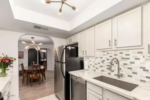 3825 E Camelback Rd #142, Phoenix, AZ 85018 photo 10