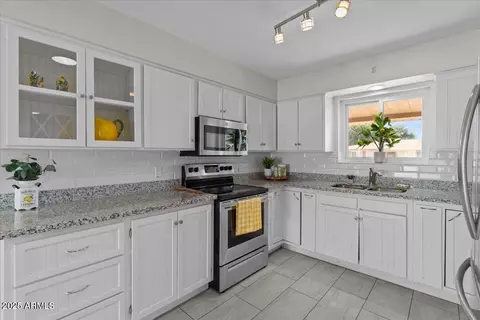 6022 E Colby St, Mesa, AZ 85205 photo 5