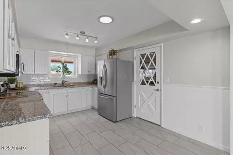 6022 E Colby St, Mesa, AZ 85205 photo 8