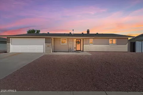 6022 E Colby St, Mesa, AZ 85205