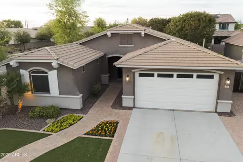 2540 E Orleans Dr, Gilbert, AZ 85298 photo 5