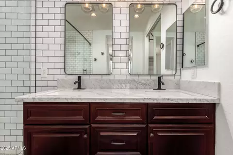 2540 E Orleans Dr, Gilbert, AZ 85298 photo 20