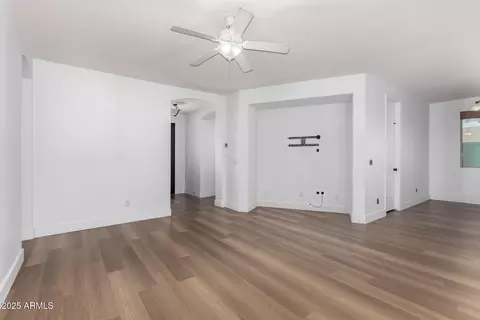 2540 E Orleans Dr, Gilbert, AZ 85298 photo 9