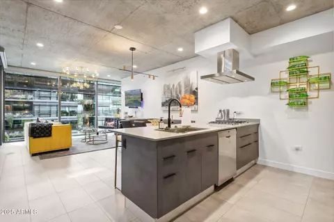 7180 E Kierland Blvd #606, Scottsdale, AZ 85254