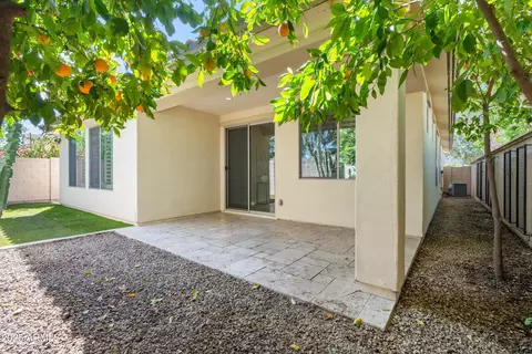6 E Laurie Ln, Phoenix, AZ 85020 photo 32
