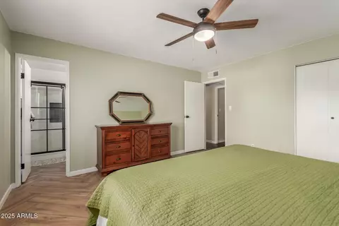 Bedroom - 8129 N 17th Dr, Phoenix, AZ 85021 photo 4 of 5