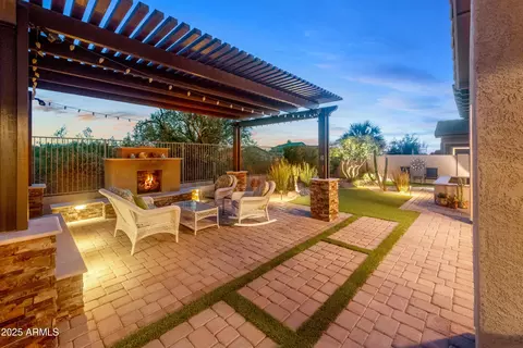 6887 E Hacienda La Colorada Dr, Gold Canyon, AZ 85118