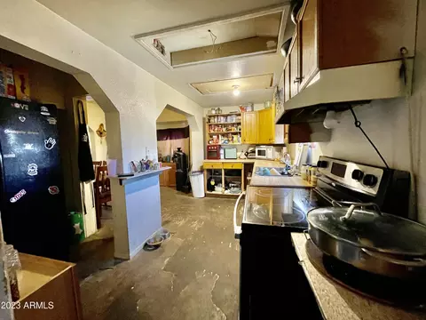 Kitchen - 231 E Second Ave, Hayden, AZ 85135 photo 2 of 2