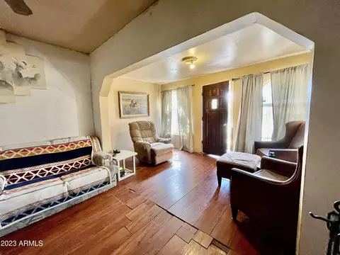 Living - 231 E Second Ave, Hayden, AZ 85135 photo 1 of 2