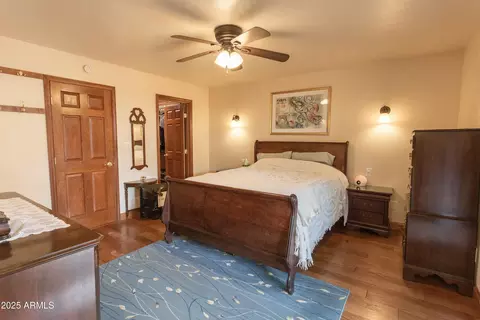 Bedroom - 4318 N 29th Way, Phoenix, AZ 85016 photo 3 of 7