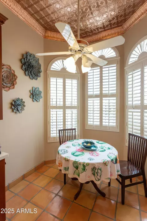 Dining - 4318 N 29th Way, Phoenix, AZ 85016 photo 1 of 2