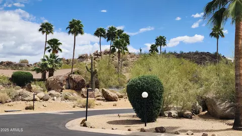 2233 E Behrend Dr #76, Phoenix, AZ 85024 photo 2