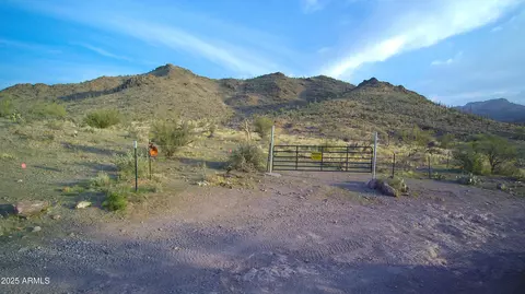 009 N Elephant Butte Rd #F, Queen Valley, AZ 85118