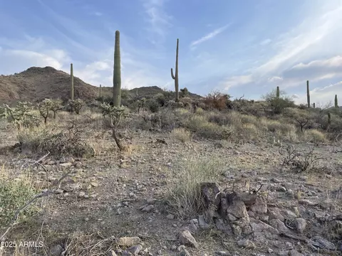 009 N Elephant Butte Rd #H, Queen Valley, AZ 85118