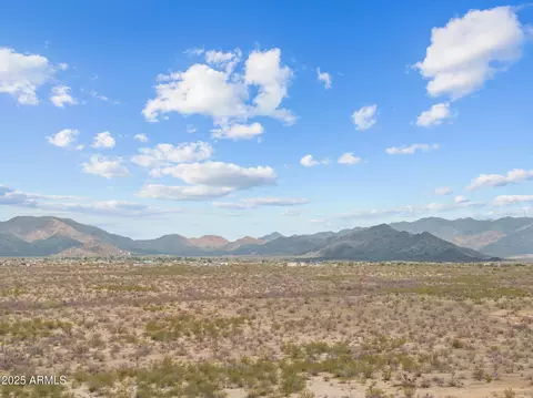 NNN W Saguaro Hill B-1 Road #B1, Congress, AZ 85332