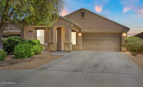 2041 S 215th Dr, Buckeye, AZ 85326