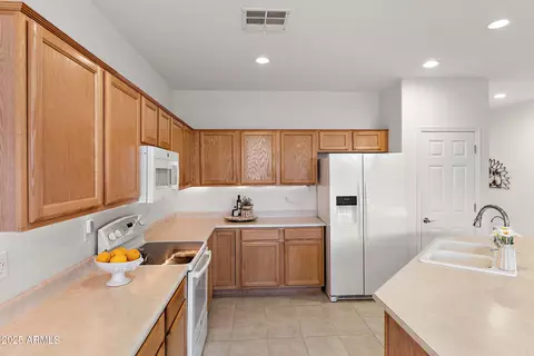 4088 E Jude Ln, Gilbert, AZ 85298 photo 9