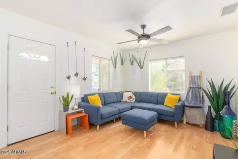 Living - 3832 N 9th St, Phoenix, AZ 85014 photo 2 of 3